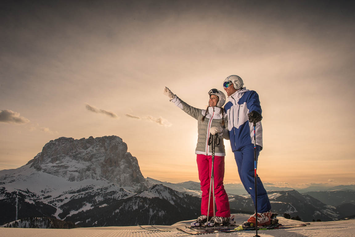Skiing Dolomiti Superski